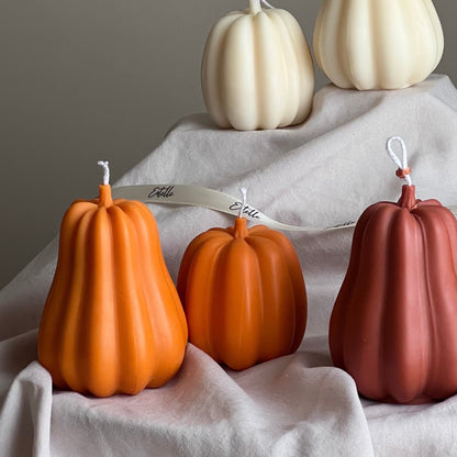 Lot de bougies artisanales à la cire de soja en forme de citrouille d'automne : Décoration d'intérieur effrayante