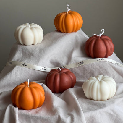Bougie en cire de soja citrouille d'automne faite main : Décoration d'Halloween