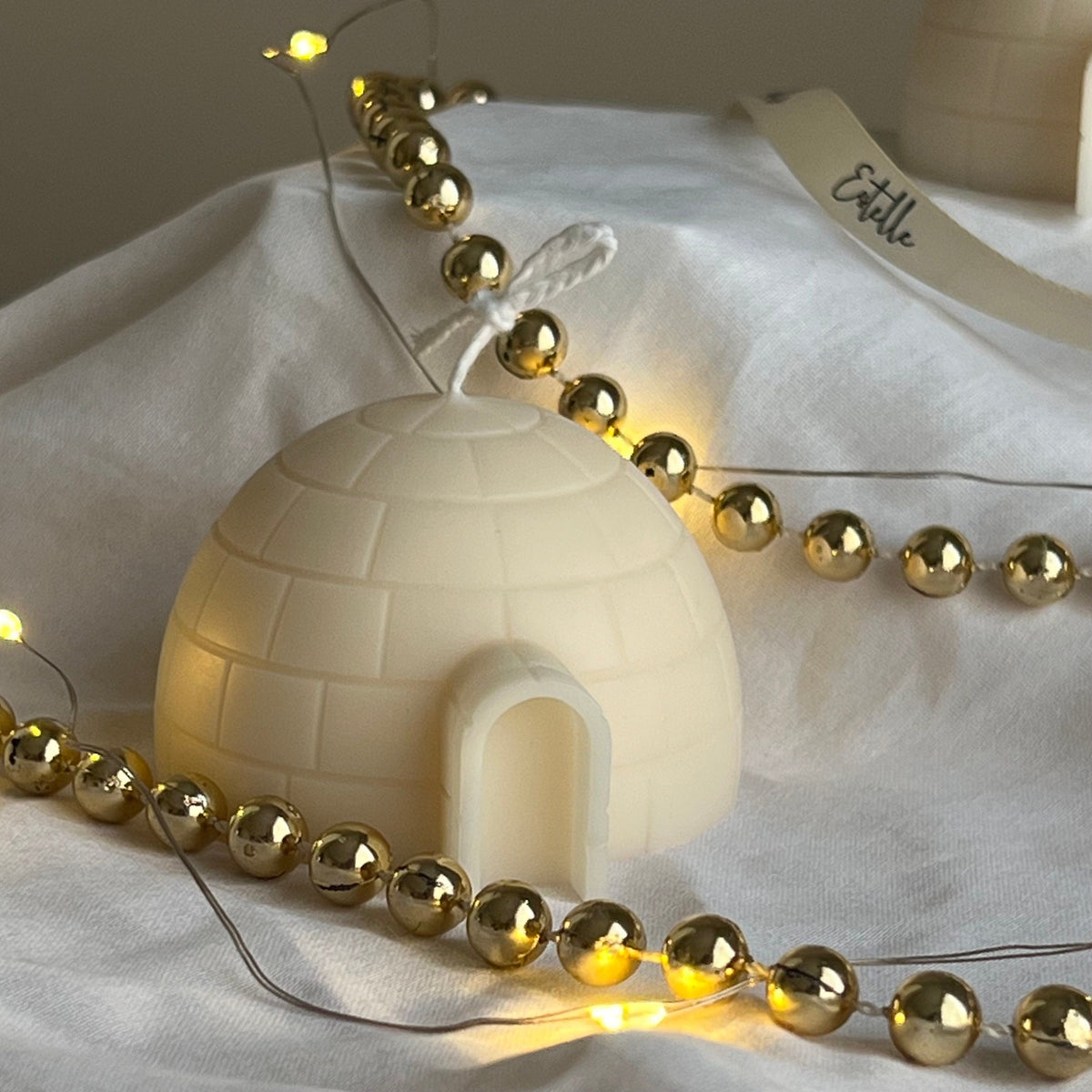 Handmade Igloo Candle: Christmas Home Decor, Soy Candle