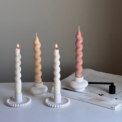 Chandelle conique torsadée en cire de soja | Bougies pour dîner romantique