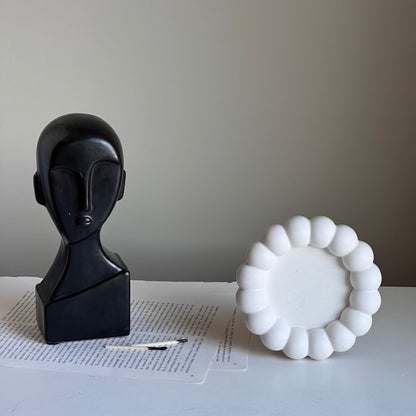 Round Jesmonite Trinket Tray: Scandi Home Decor