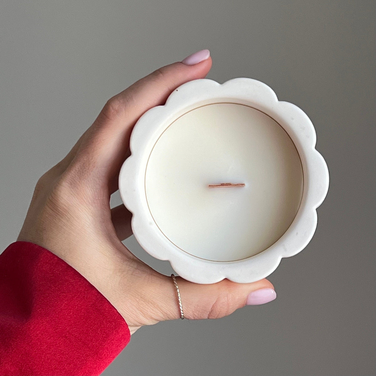 Handmade Flower Soy Wax Candle in Jesmonite Flower Jar with Wood Wick