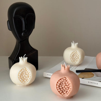 Bougie en cire de soja grenade : Décor minimaliste végétalien