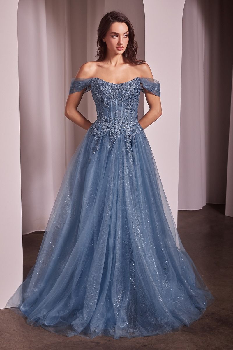 ROBE DE BAL TRAPÈZE ÉPAULES DÉCOUVERTES