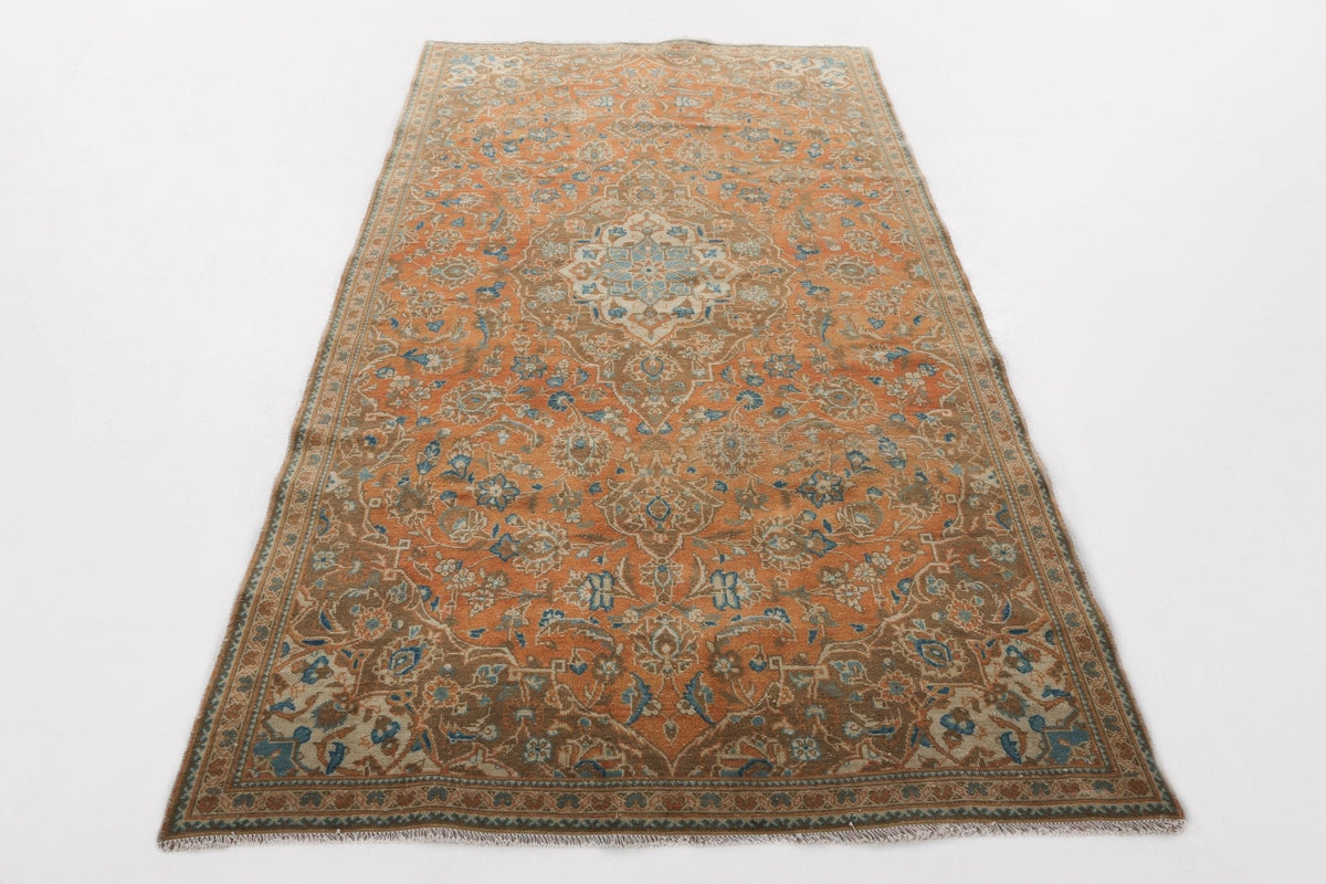 Persian Kashan Rug | 4' 3" x 8' 5"