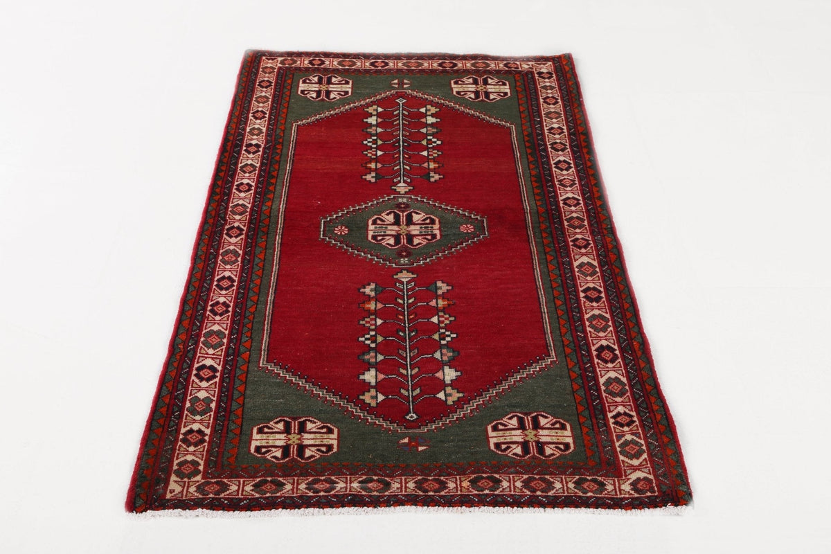 Persian Abadeh Rug | 2' 11" x 5' 2"