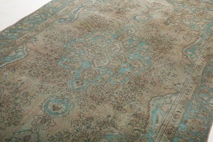 Persian Tabriz Rug | 5' 9" x 9' 1"
